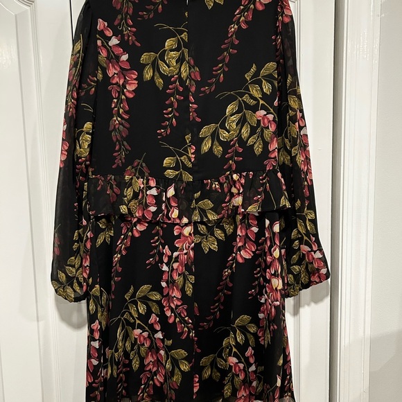 Kensie Floral and Ruffle Dress - Picture 3 of 3